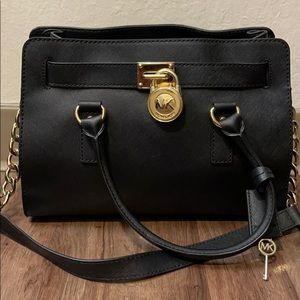 🔐MICHAEL KORS🔑 Lock & Key Satchel